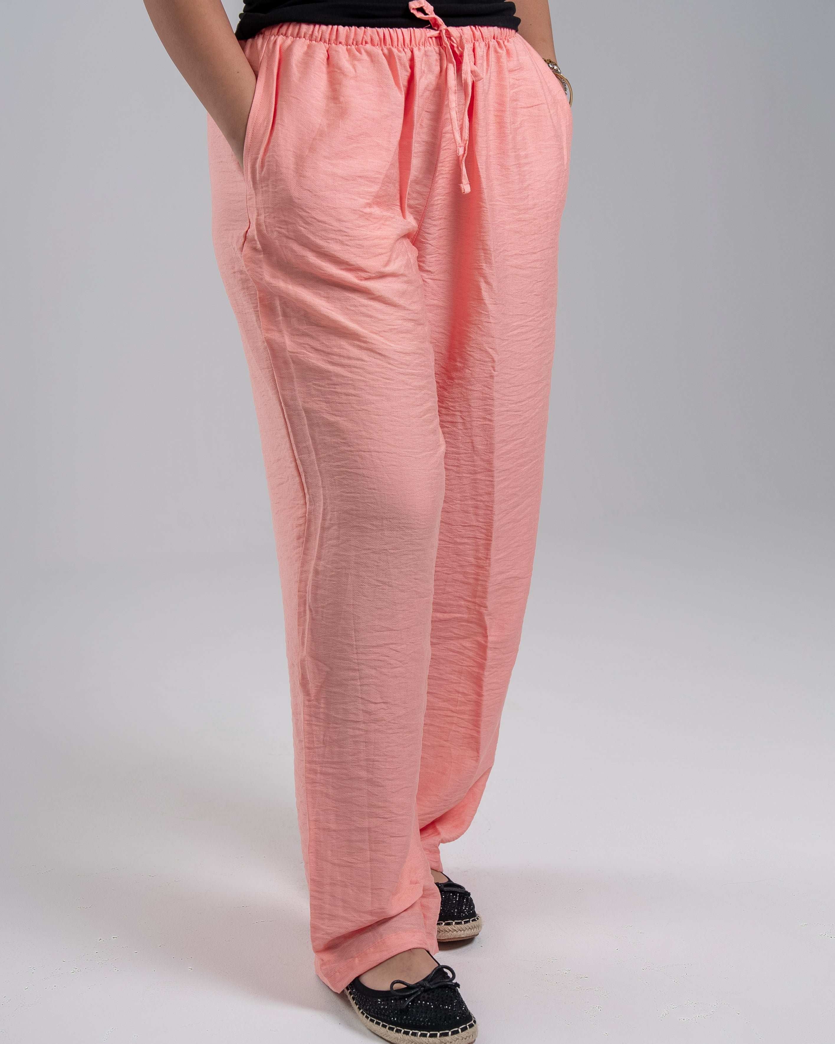 color:salmon pink