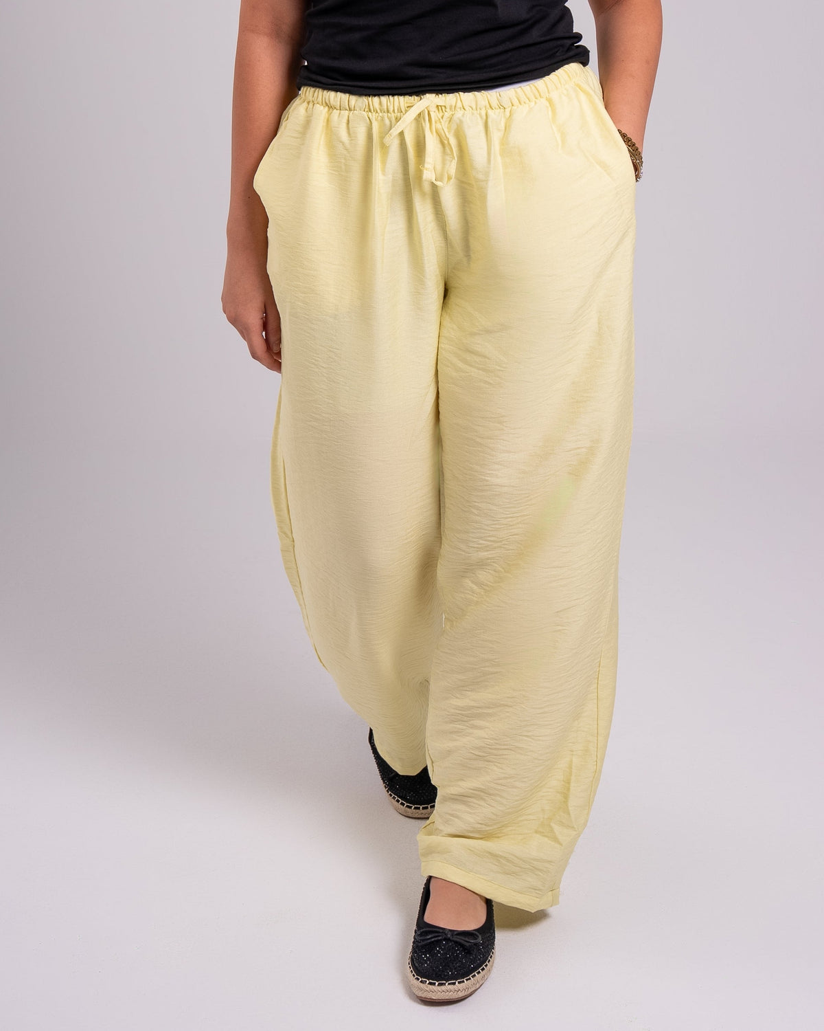 color:butter yellow