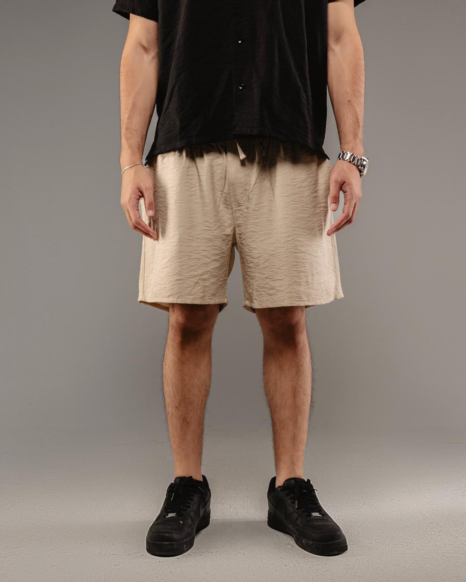 color:beige